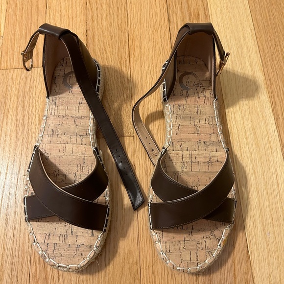 Criss cross espadrille flat sandals, cognac size 7 - Picture 1 of 2